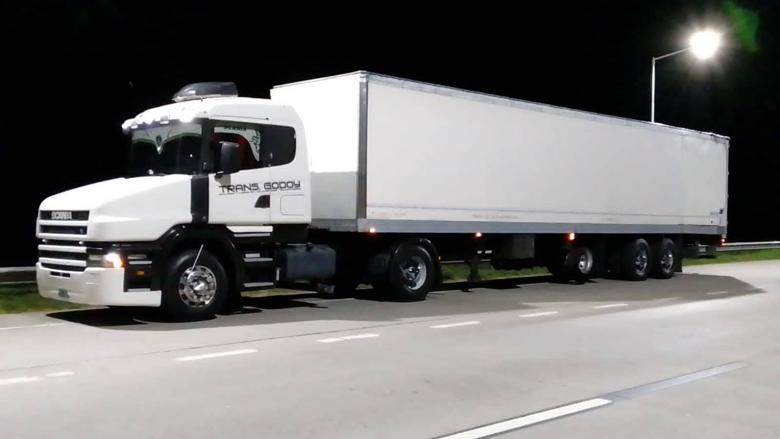 Camión de carga TRANSGODOY